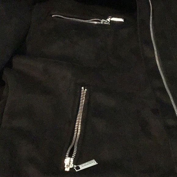 Jacket - Picture 7 of 8